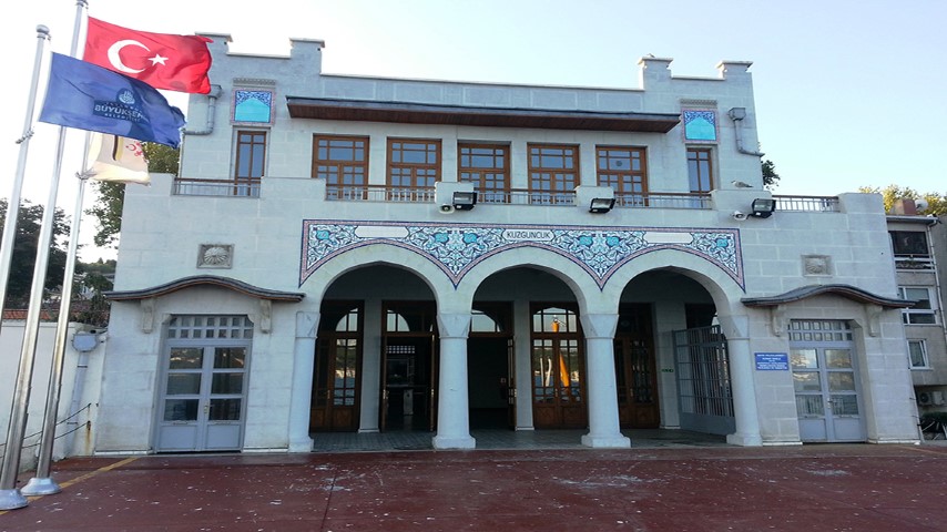 Kuzguncuk iskelesi